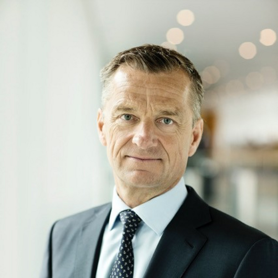 Close-up of Jakob Thomasen.