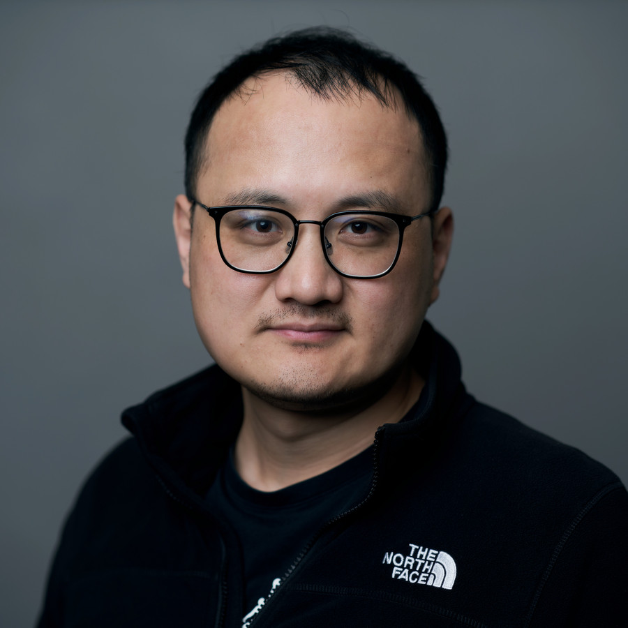 Portrait of Yucheng Wang.