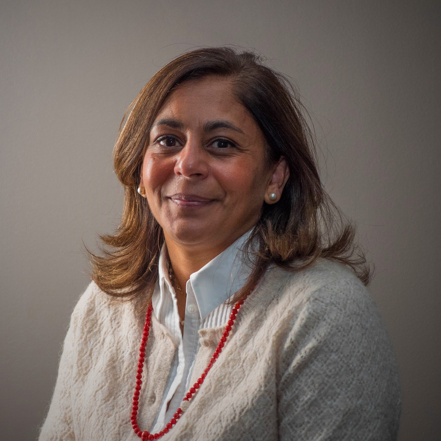 Portrait of Yvonne Pinto.