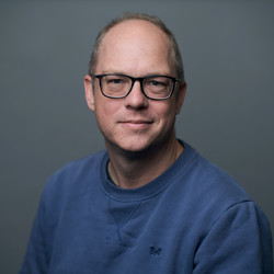 Portrait of Tobias Richter.