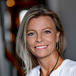 Portrait of Birgitte Skadhauge.